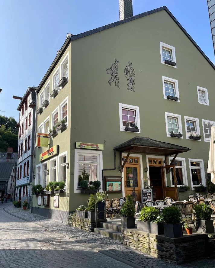 Alt Montjoie — foto 1